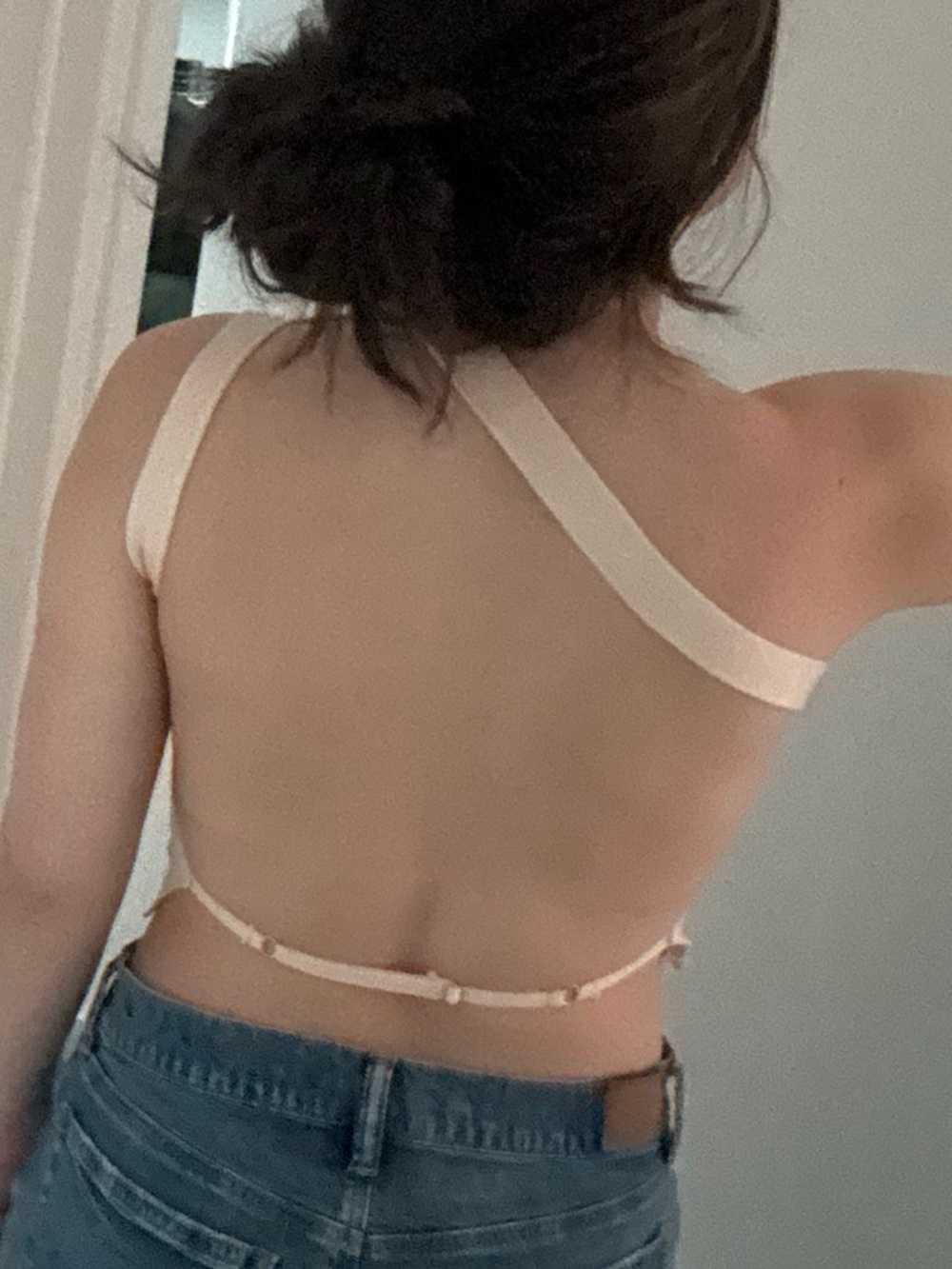 Amazon One-Shoulder Ribbed Cropped Tank Top in Cream - Picture 3 of 3